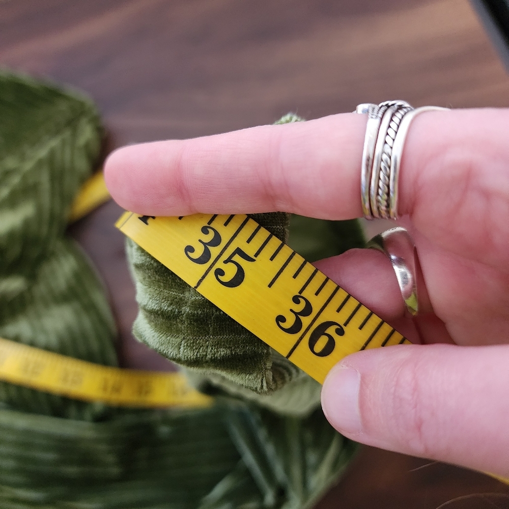 NWOT SHEIN Olive Green Ribbed Velvet Flared Bell Bottom Pants - Picture 11 of 11